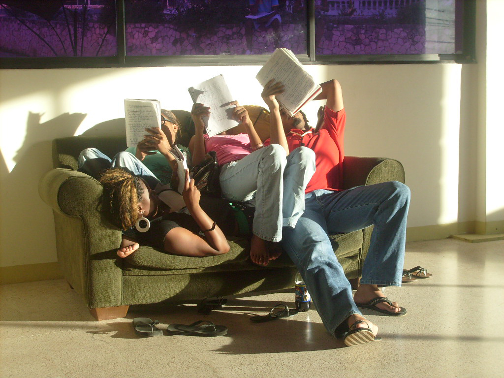 College Study Group by Meesha-Ray Johnson (Flickr) College Study Group by Meesha-Ray Johnson (Flickr)